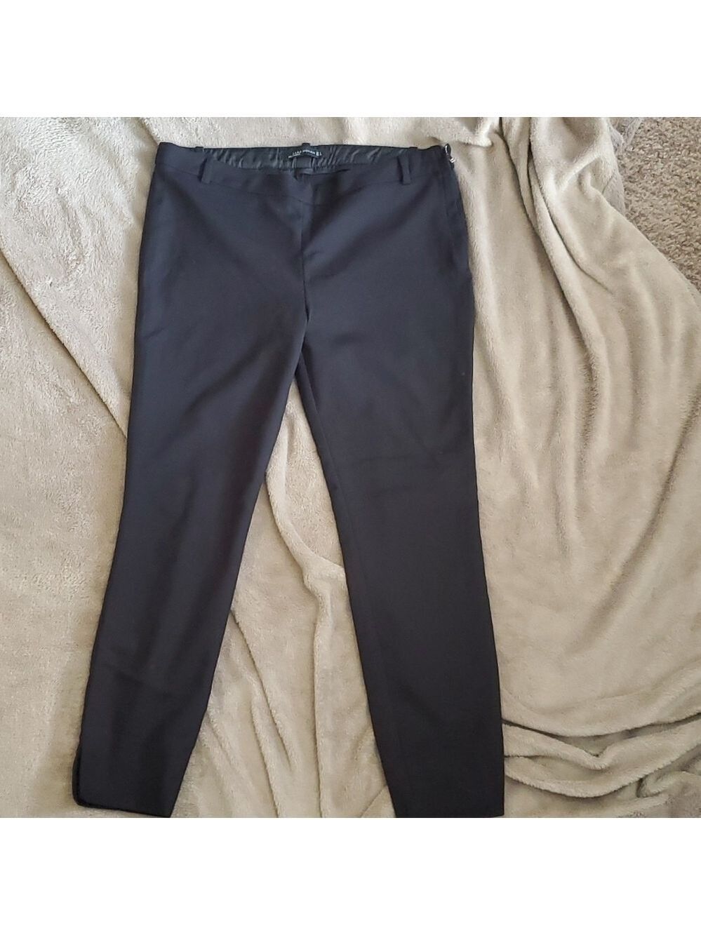 Ladies pants size large zara